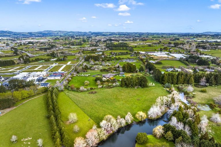 Photo of property in 30 Burberry Road, Karaka, Drury, 2578