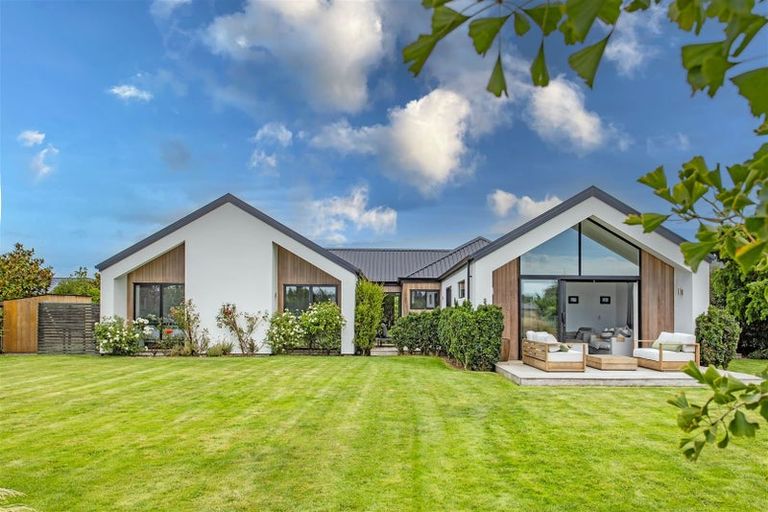 Photo of property in 7 Shepherd Avenue, West Melton, 7618