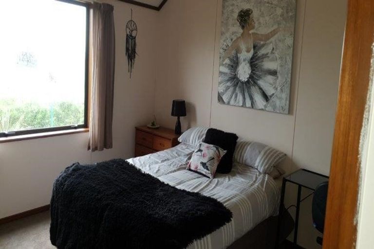 Photo of property in 25 Parry Crescent, Lake Hawea, Wanaka, 9382