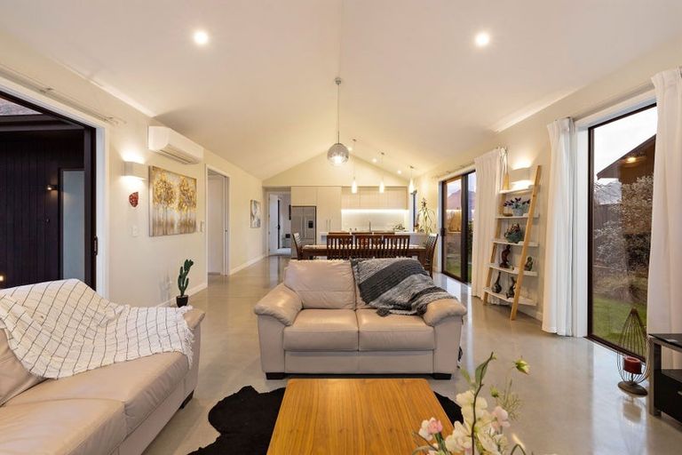 Photo of property in 24 Mckellar Drive, Jacks Point, Queenstown, 9371