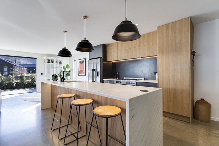 Photo of property in 30 Flynn Lane, Arrowtown, 9302