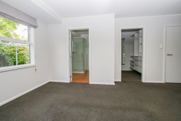 Photo of property in 28 Pulham Crescent, Queenwood, Hamilton, 3210