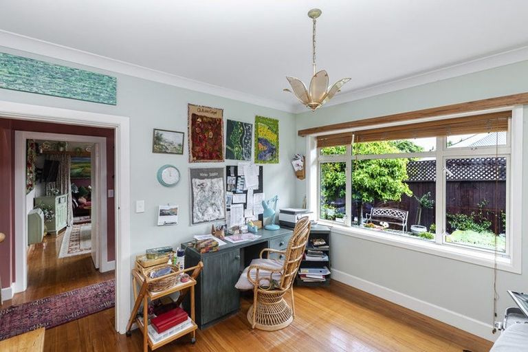 Photo of property in 19 Bowenvale Avenue, Cashmere, Christchurch, 8022