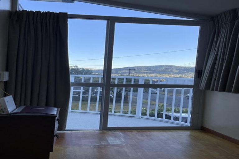 Photo of property in 12 Greer Crescent, Tawa, Wellington, 5028