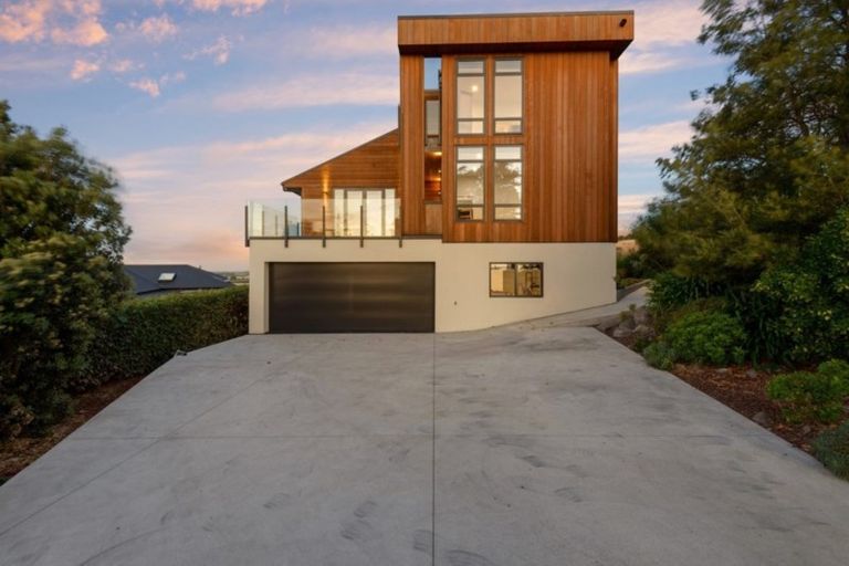 Photo of property in 40 Ramahana Road, Huntsbury, Christchurch, 8022