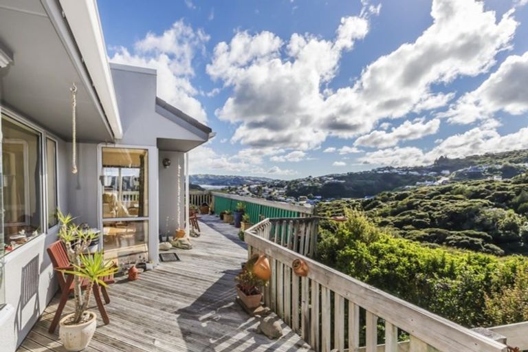 Photo of property in 8 Dornoch Place, Papakowhai, Porirua, 5024