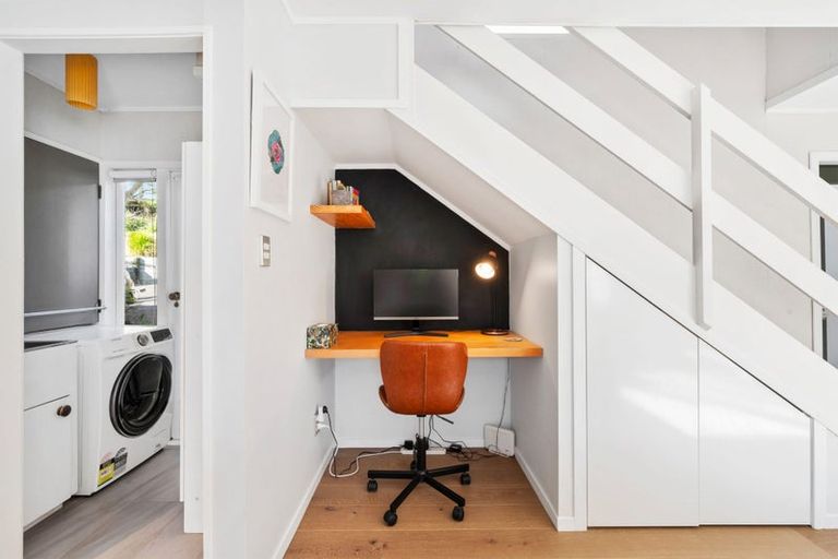 Photo of property in 8/65 Rangatira Road, Beach Haven, Auckland, 0626