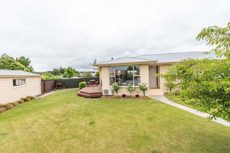 Photo of property in 90 Ashworth Street, Alexandra, 9320