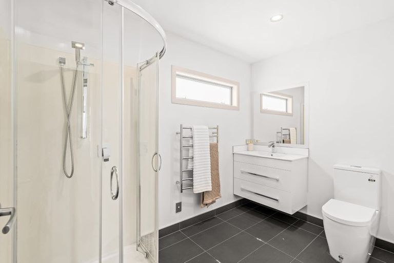 Photo of property in 2/372 Worcester Street, Linwood, Christchurch, 8011