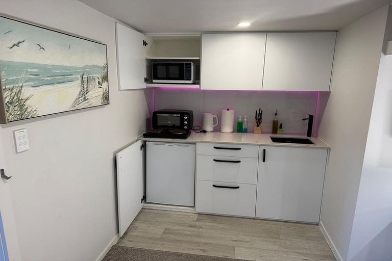 Photo of property in 36 Rame Road, Greenhithe, Auckland, 0632