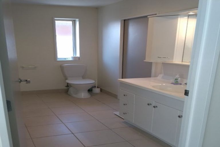 Photo of property in 24d Tika Street, Riccarton, Christchurch, 8041