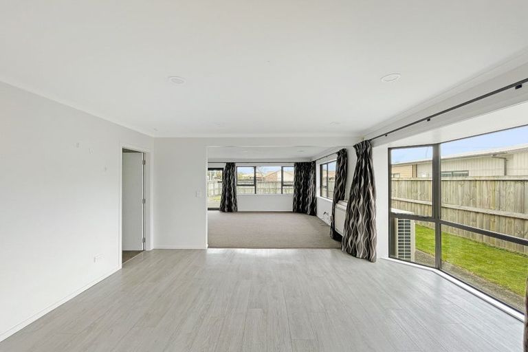 Photo of property in 144 Sandwich Road, St Andrews, Hamilton, 3200