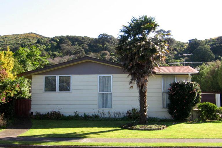 Photo of property in 19 Churchill Crescent, Featherston, 5710