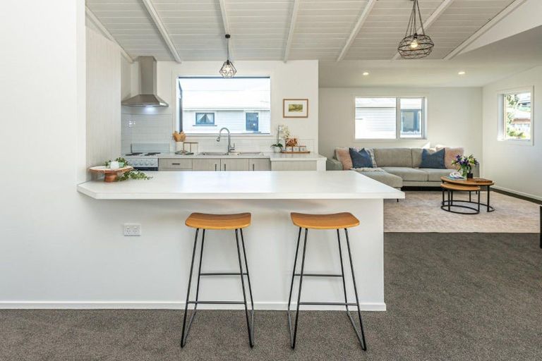 Photo of property in 4 Kupe Place, Castlecliff, Whanganui, 4501