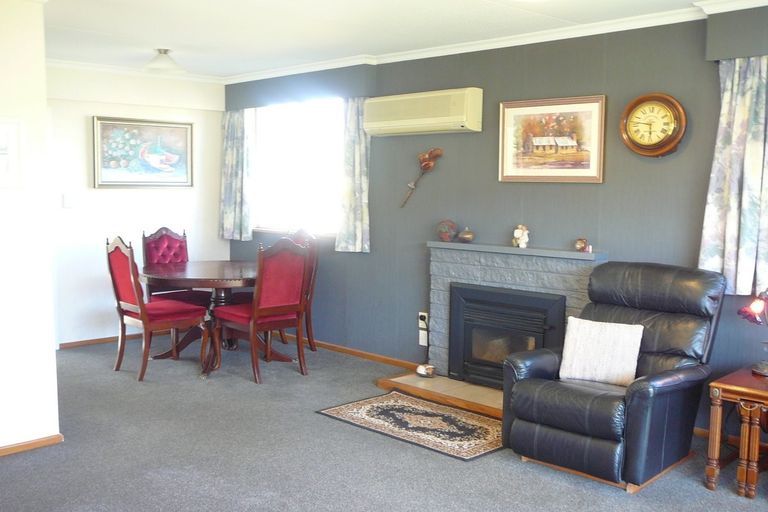 Photo of property in 102 Hazlett Street, Clyde, 9330