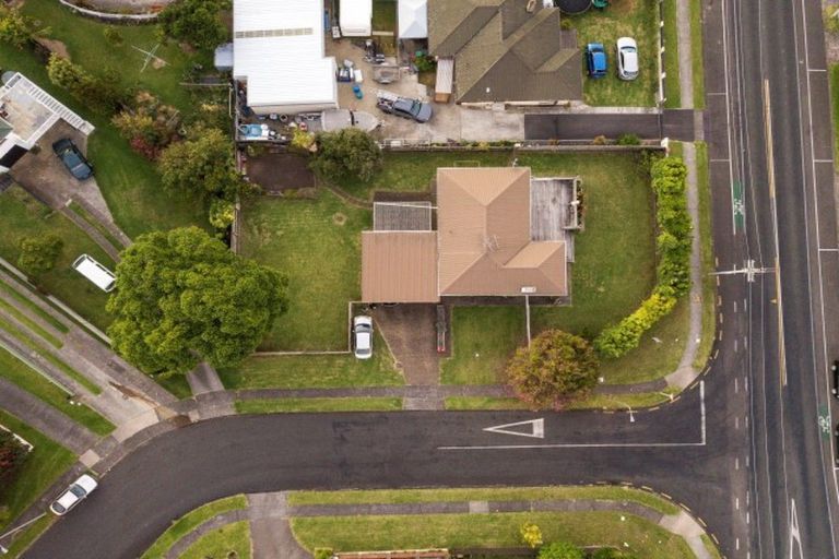 Photo of property in 1 Upland Street, Brookfield, Tauranga, 3110