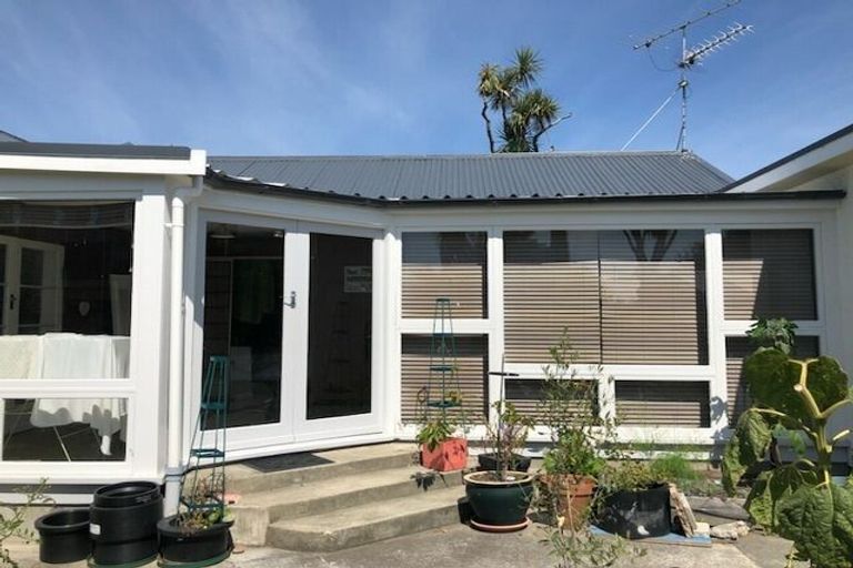 Photo of property in 27 Wakatu Avenue, Moncks Bay, Christchurch, 8081