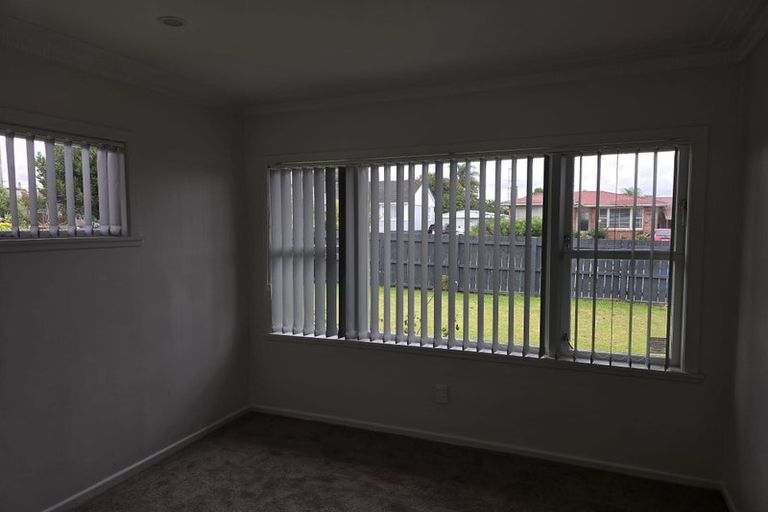 Photo of property in 6 Grebe Street, Manurewa, Auckland, 2102