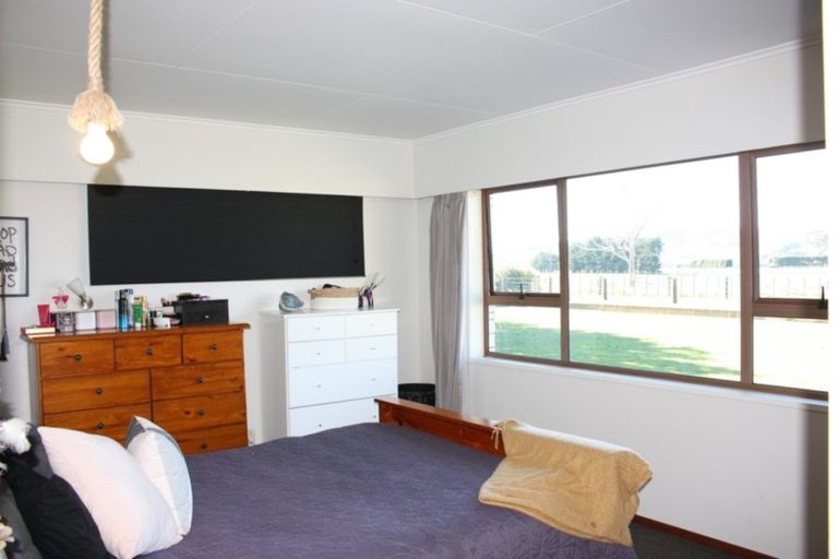 Photo of property in 1008 Cowper Road, Dannevirke, 4976
