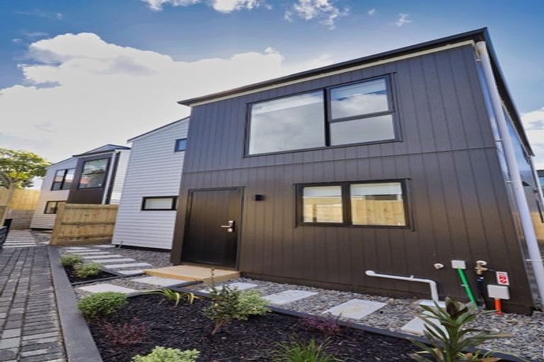 Photo of property in 4c Hepburn Road, Glendene, Auckland, 0602