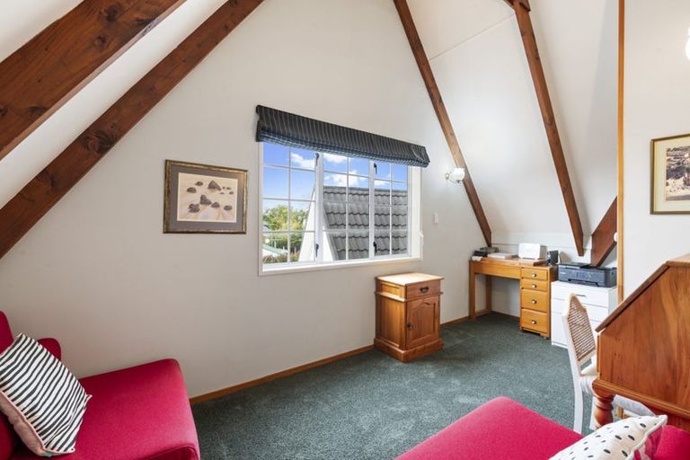 Photo of property in 32a Corunna Road, Milford, Auckland, 0620