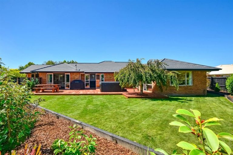 Photo of property in 10 Juliet Place, Rolleston, 7614