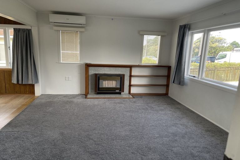 Photo of property in 62 College Road, Northcote, Auckland, 0627