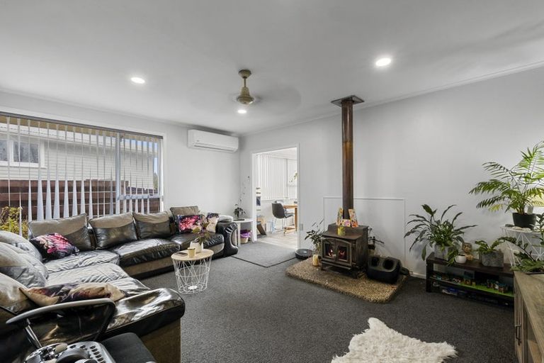 Photo of property in 33 Clearmont Crescent, Blagdon, New Plymouth, 4310