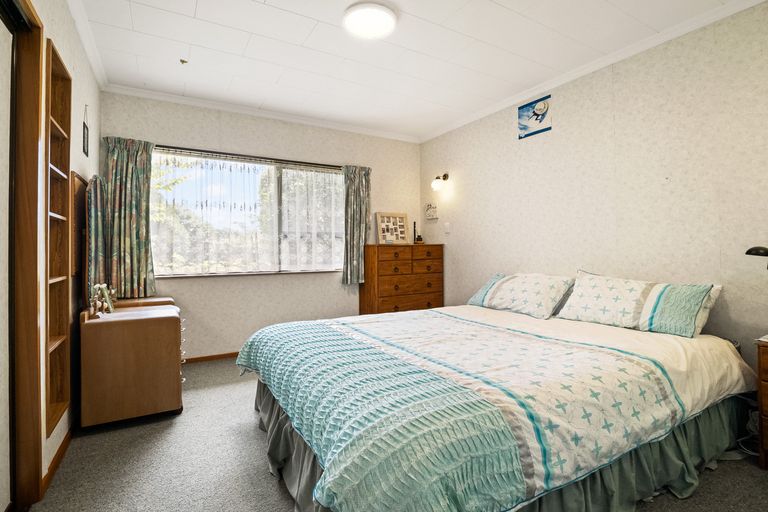 Photo of property in 33 Walton Park Avenue, Fairfield, Dunedin, 9018