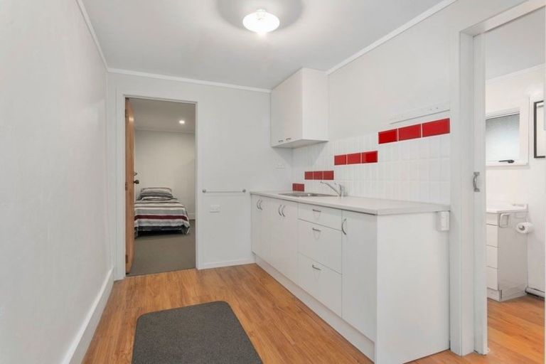 Photo of property in 69 Hall Street, Cambridge, 3434