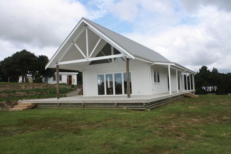 Photo of property in 169 Te Toiroa Road, Ngunguru, Whangarei, 0173