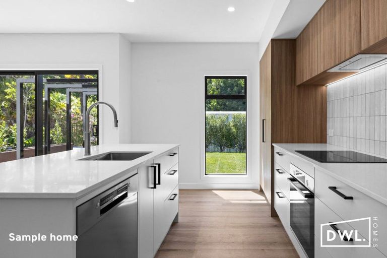 Photo of property in 5 Tutira Place, Poraiti, 4112