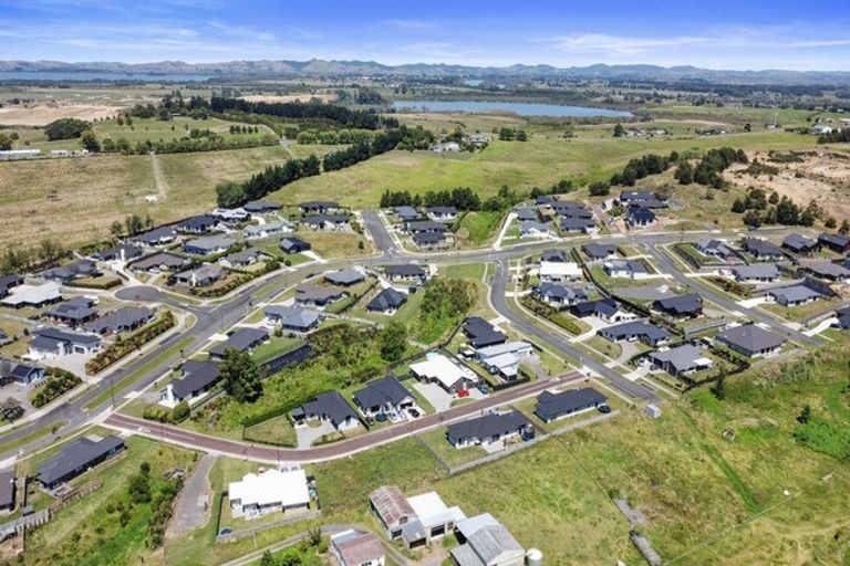 Photo of property in 6 Rongopai Close, Te Kauwhata, 3710