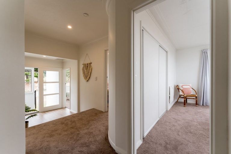 Photo of property in 51 Isadore Road, Saint Clair, Dunedin, 9012