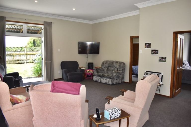 Photo of property in 34 School Road, Te Horo, Otaki, 5582