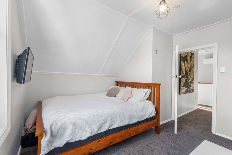 Photo of property in 80 Gladstone Road North, Mosgiel, 9024