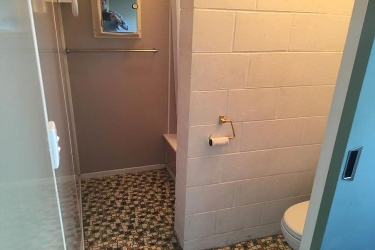 Photo of property in 41 Rimutaka Place, Titirangi, Auckland, 0604