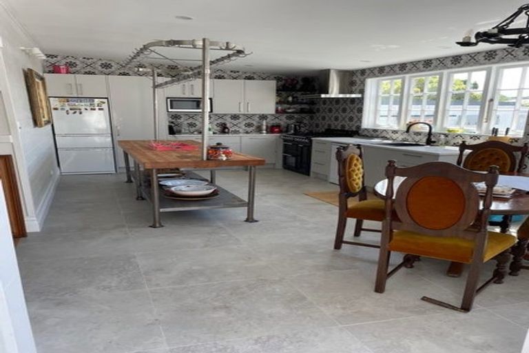 Photo of property in 12 Moir Street, Mangawhai, 0505