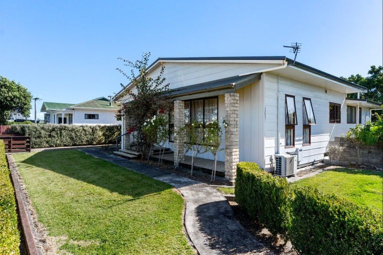 Photo of property in 15 Haldane Street, Elgin, Gisborne, 4010
