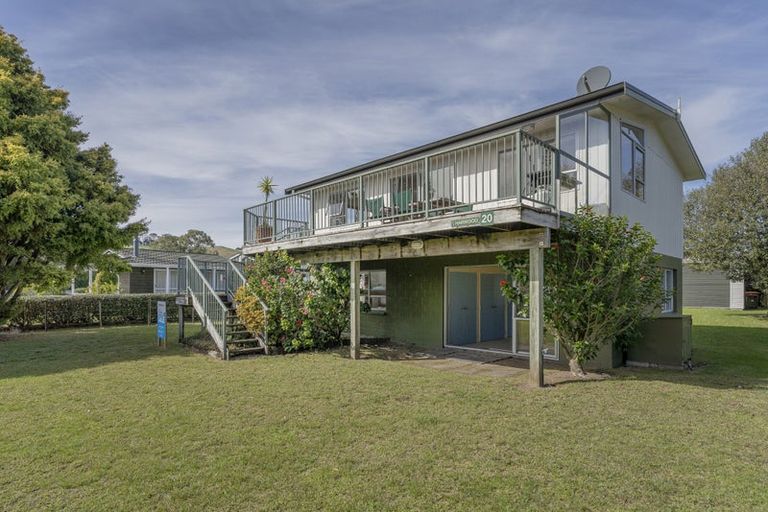 Photo of property in 20 Hardy Place, Cooks Beach, Whitianga, 3591