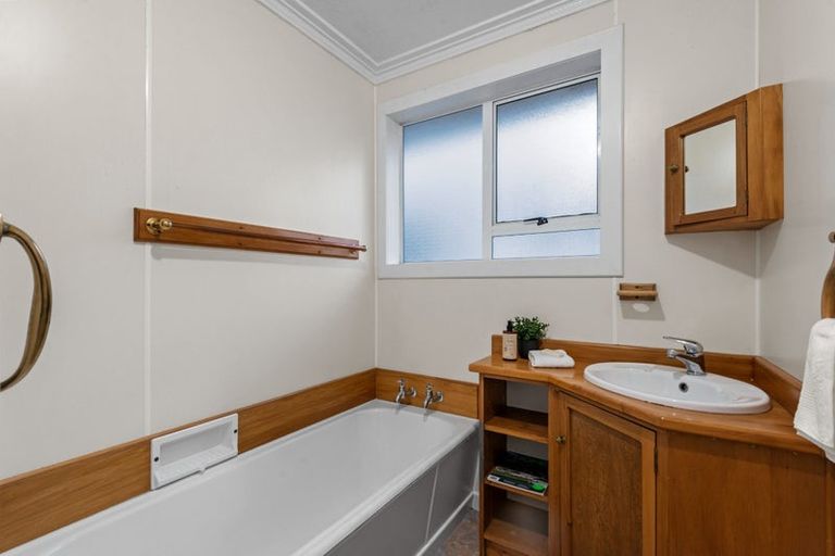 Photo of property in 149 Easther Crescent, Kew, Dunedin, 9012