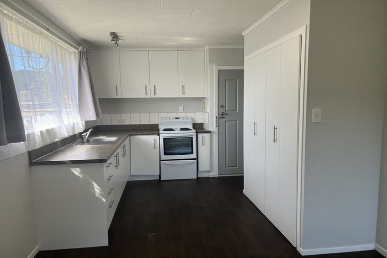 Photo of property in 1/8 Liverpool Street, Trentham, Upper Hutt, 5018