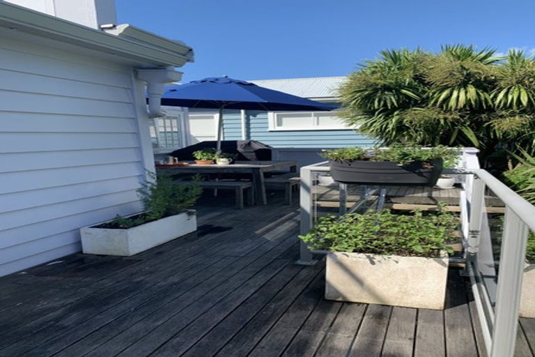 Photo of property in 14 Domain Street, Devonport, Auckland, 0624
