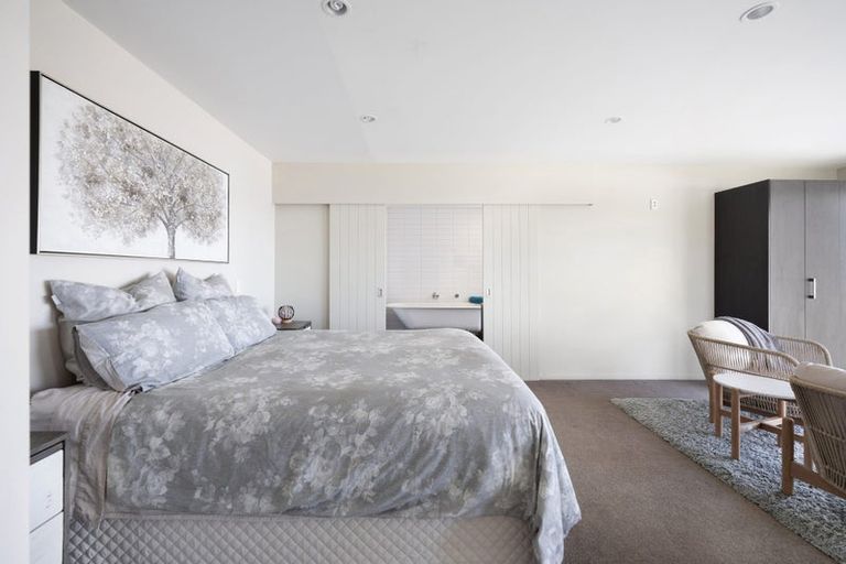 Photo of property in 20 Coates Avenue, Baylys Beach, Dargaville, 0377