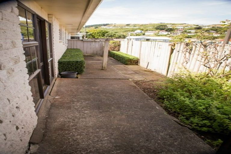 Photo of property in 45c Oxford Street, Tawa, Wellington, 5028