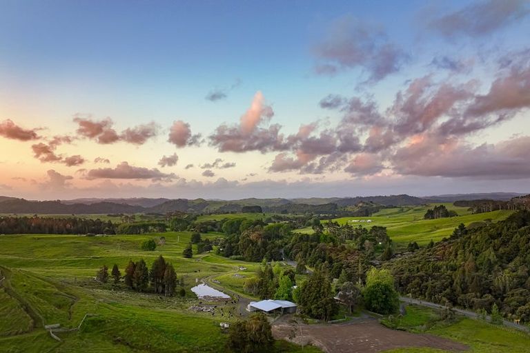 Photo of property in 251 Monowai Road, Wainui, 0994