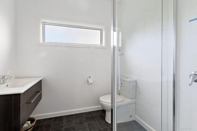 Photo of property in 1 Glentui Grove, Khandallah, Wellington, 6035