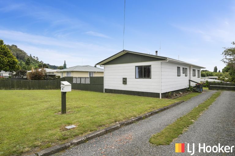 Photo of property in 21 Brookland Road, Western Heights, Rotorua, 3015