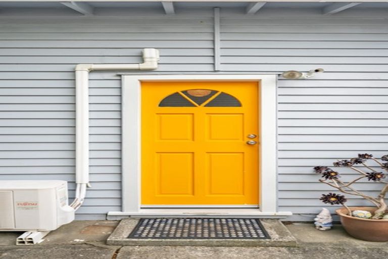 Photo of property in 24 Jessie Street, Petone, Lower Hutt, 5012