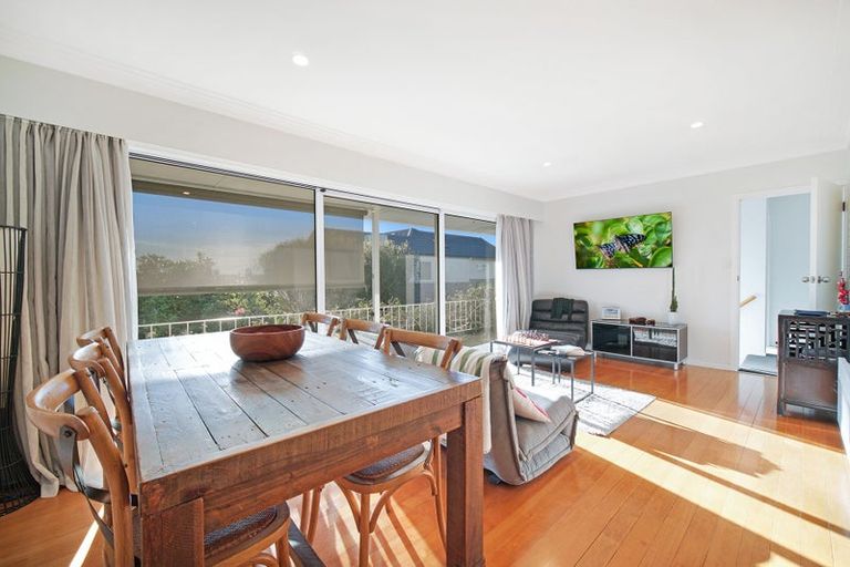 Photo of property in 2/18 Sydney Street, Hauraki, Auckland, 0622